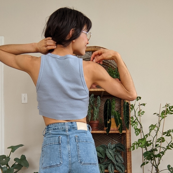 Aritzia Tna Ribbed Cropped Racer Tank - Picture 3 of 7